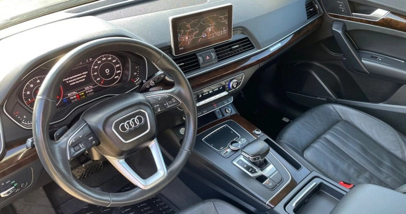 Audi Q5 cena 124900 przebieg: 74000, rok produkcji 2018 z Dębica małe 326